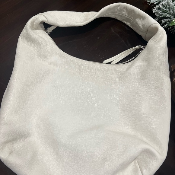 Prada white leather tote bag - Picture 3 of 6